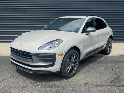 2025 Porsche Macan T
