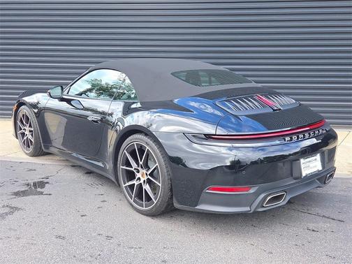 2025 Porsche 911 Carrera