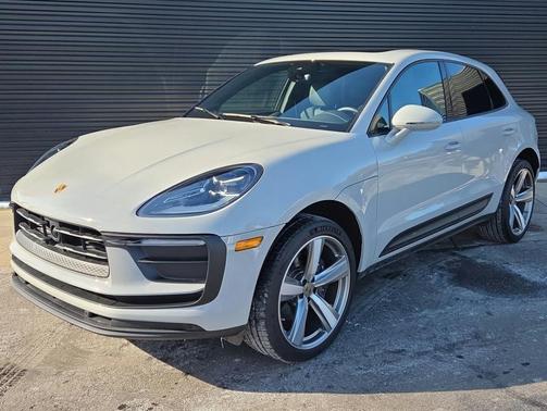 2025 Porsche Macan 