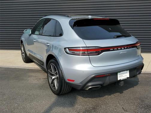 2025 Porsche Macan