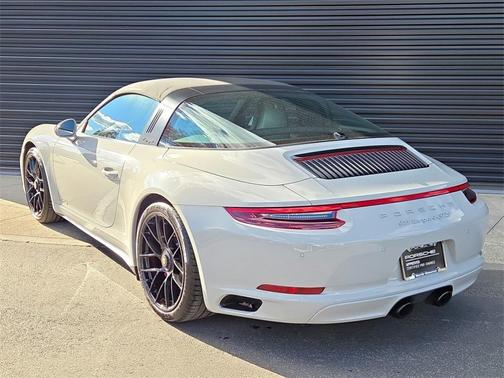 2018 Porsche 911 Targa 4 GTS