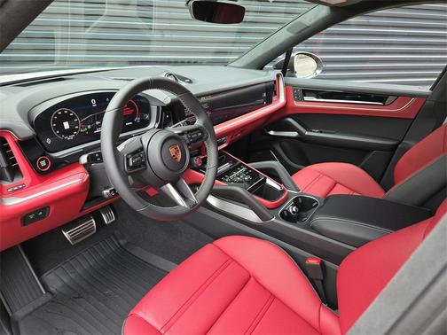 2026 Porsche Cayenne Turbo GT