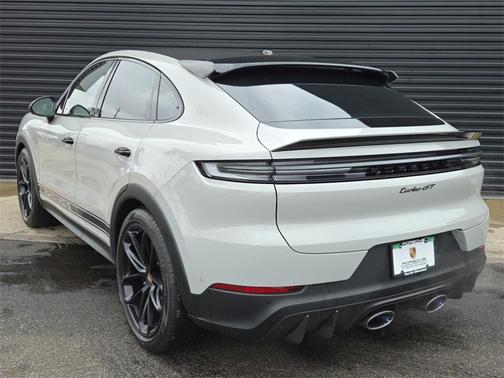 2026 Porsche Cayenne Turbo GT