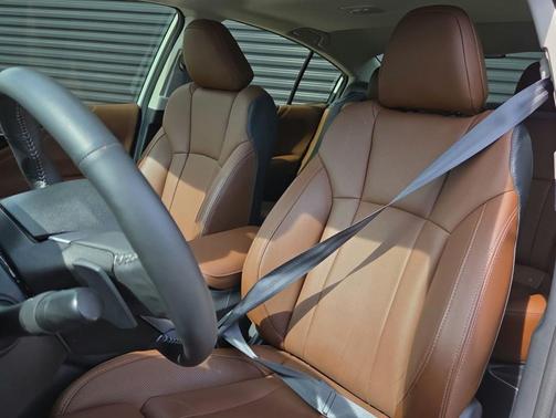 Crystal White Pearl 2024 Subaru Legacy Touring XT