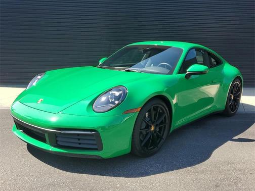 2022 Porsche 911 Carrera