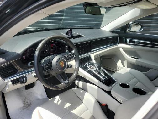 2021 Porsche Panamera 4S