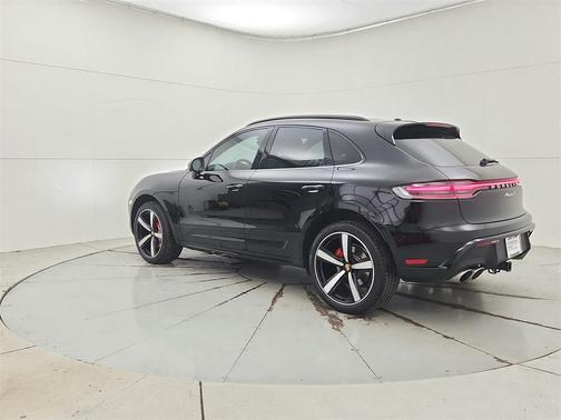 2025 Porsche Macan S