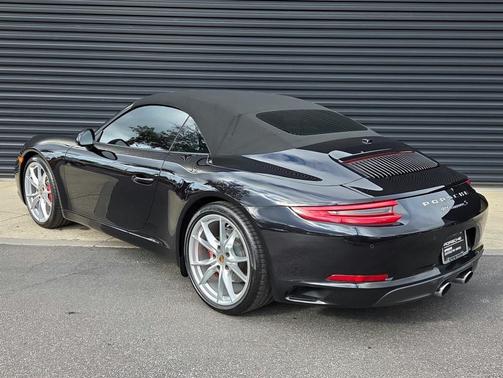 2017 Porsche 911 Carrera S