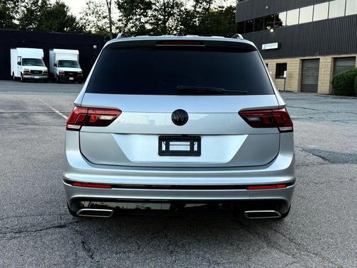2020 Volkswagen Tiguan 2.0T SE R-Line Black 4MOTION