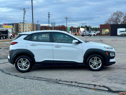 2020 Hyundai KONA SE