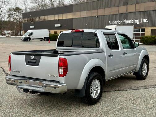 2017 Nissan Frontier SV