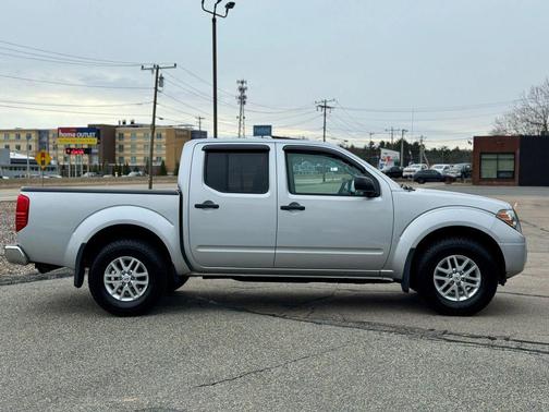 2017 Nissan Frontier SV