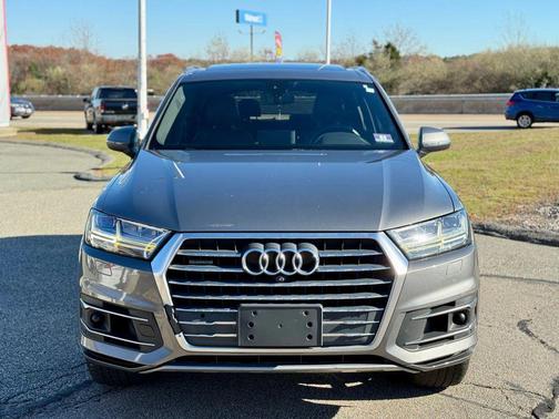 2017 Audi Q7 3.0T Premium