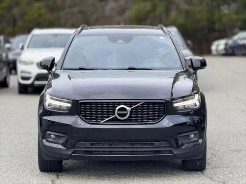 2021 Volvo XC40 T5 R-Design