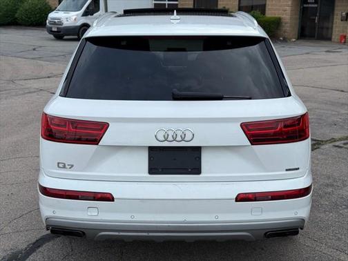 2019 Audi Q7 55 Premium Plus