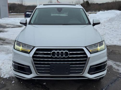 2017 Audi Q7 3.0T Premium