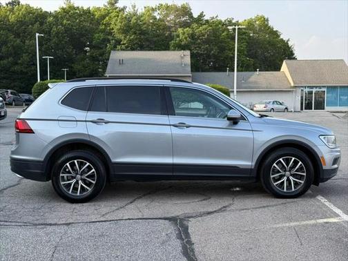 2019 Volkswagen Tiguan 2.0T SE 4MOTION