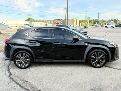 2019 Lexus UX 250h F Sport