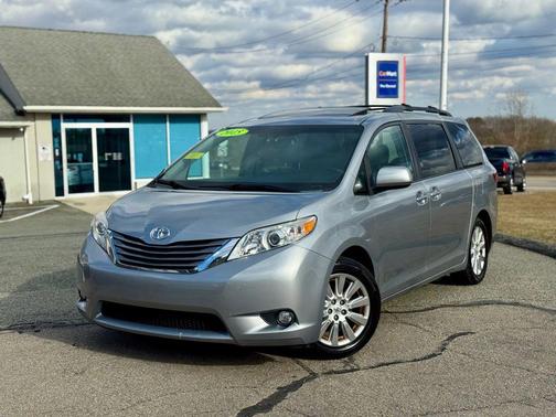 2015 Toyota Sienna XLE Premium