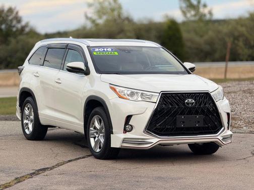 2016 Toyota Highlander Limited Platinum