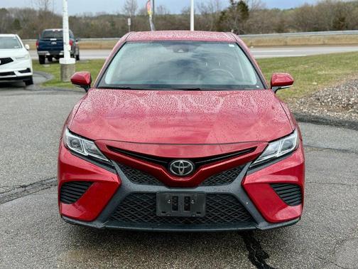 Supersonic Red 2020 Toyota Camry SE