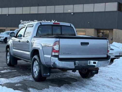 2015 Toyota Tacoma Base