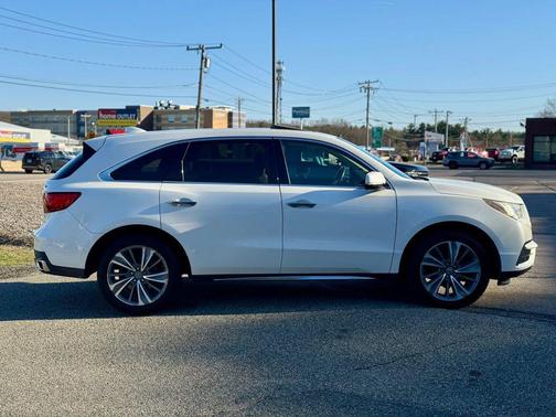 White Diamond Pearl 2017 Acura MDX 3.5L w/Technology Package