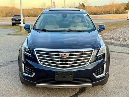 2017 Cadillac XT5 Platinum