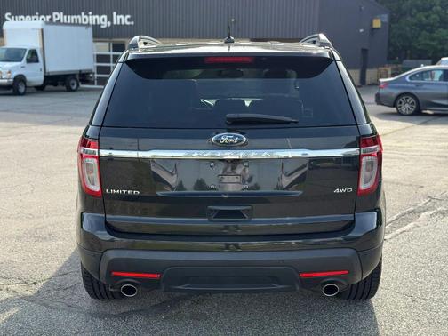 Black 2014 Ford Explorer Limited