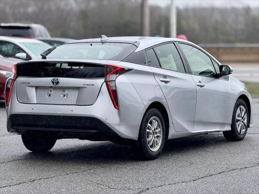2018 Toyota Prius One