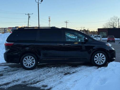 2015 Toyota Sienna XLE Premium