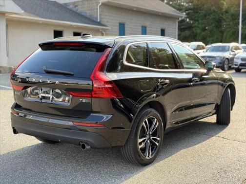 2019 Volvo XC60 T5 Momentum