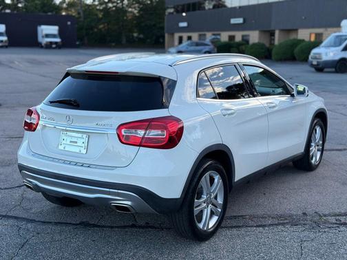2015 Mercedes-Benz GLA-Class 4MATIC