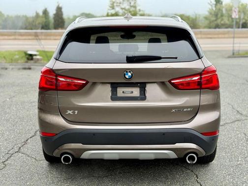 2020 BMW X1 xDrive28i