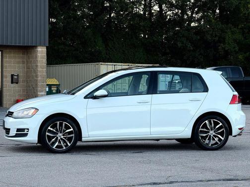 2015 Volkswagen Golf Auto TSI SE