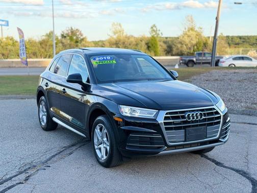 2019 Audi Q5 45 Premium