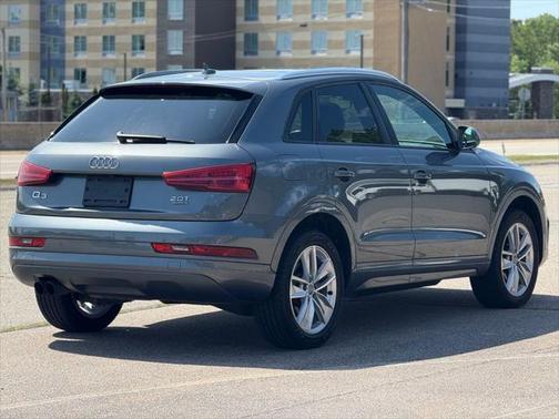 2017 Audi Q3 2.0T Premium