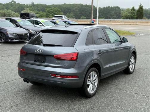 2017 Audi Q3 2.0T Premium
