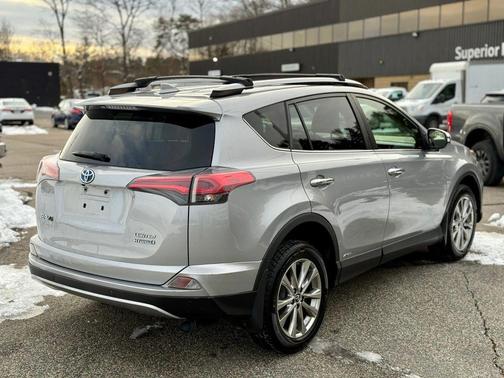 2017 Toyota RAV4 Hybrid Limited