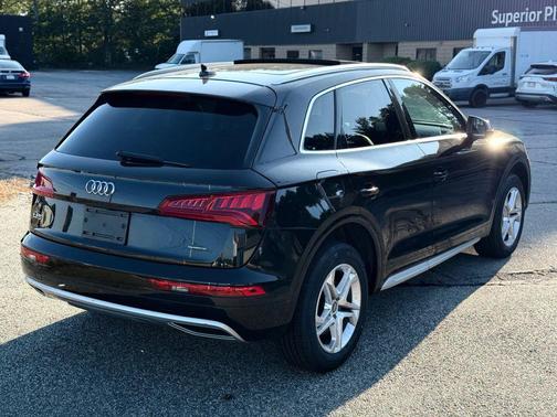 2019 Audi Q5 45 Premium