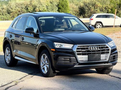 2019 Audi Q5 45 Premium