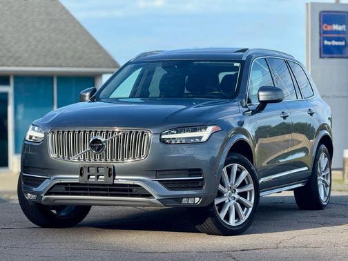 2019 Volvo XC90 T6 Inscription