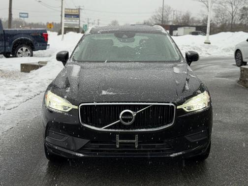2020 Volvo XC60 T5 Momentum