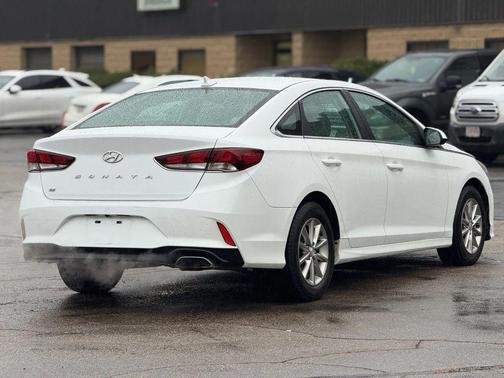 2018 Hyundai SONATA SE