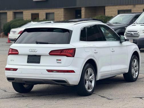2018 Audi Q5 2.0T Tech Premium