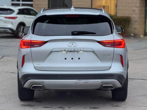 2019 INFINITI QX50 ESSENTIAL