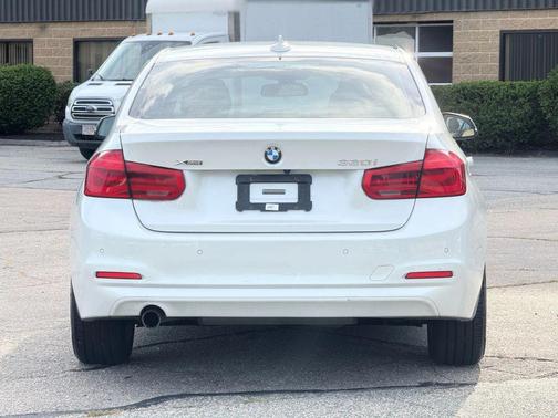 2017 BMW 320 i