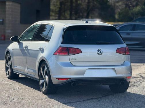 2017 Volkswagen Golf GTI 2.0T S 4-Door