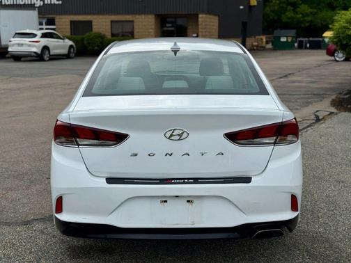Quartz White Pearl 2018 Hyundai SONATA SEL