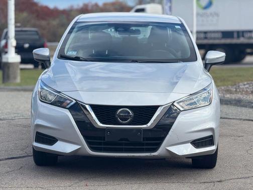 2021 Nissan Versa 1.6 SV